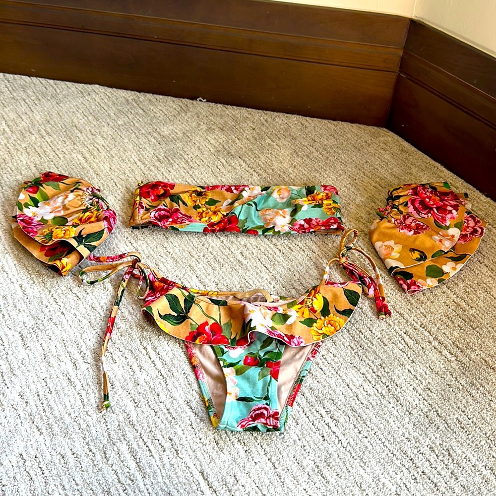 Floral bikini set with optional sleeves
